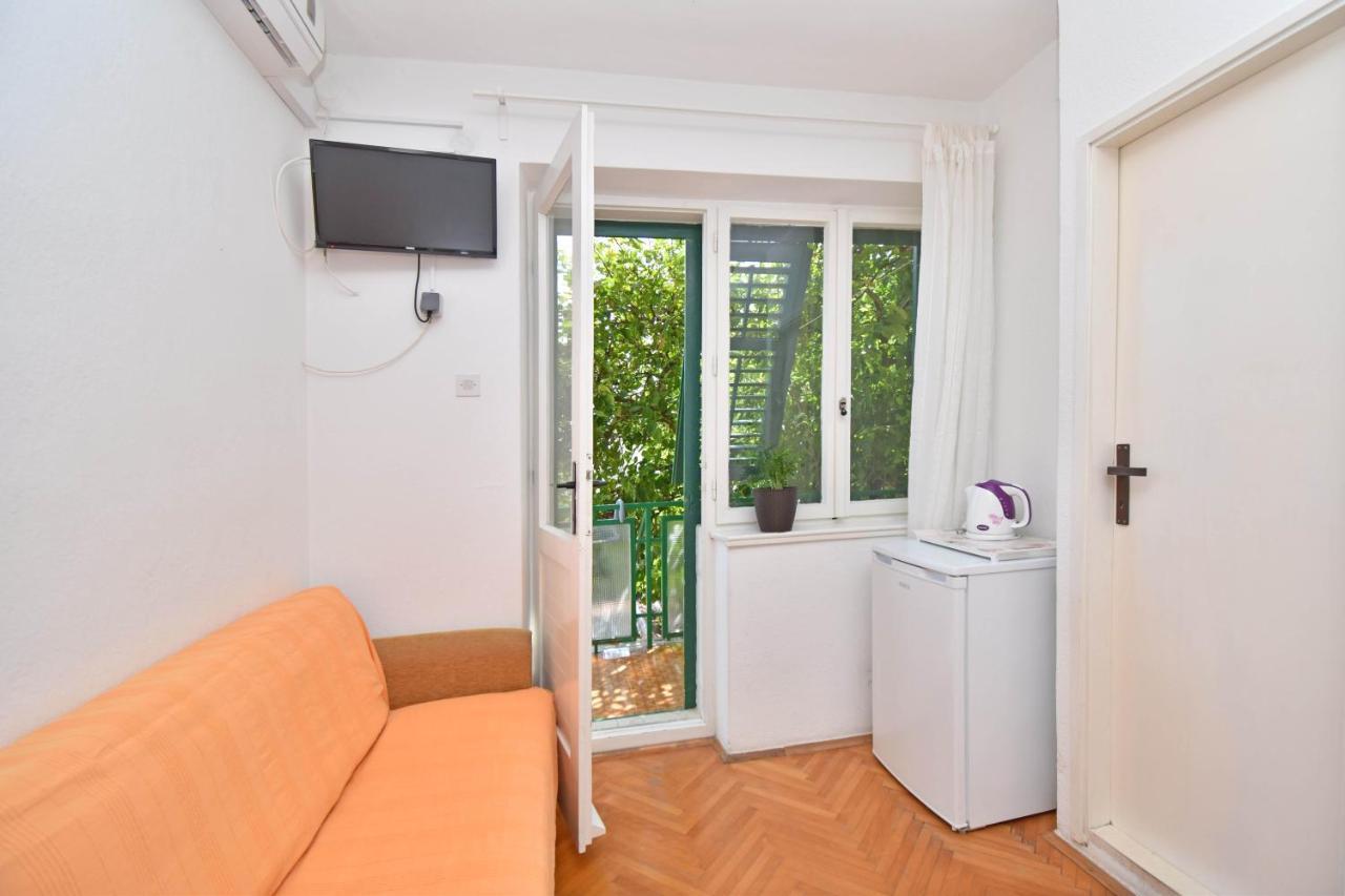 Rooms Borka Tučepi Εξωτερικό φωτογραφία